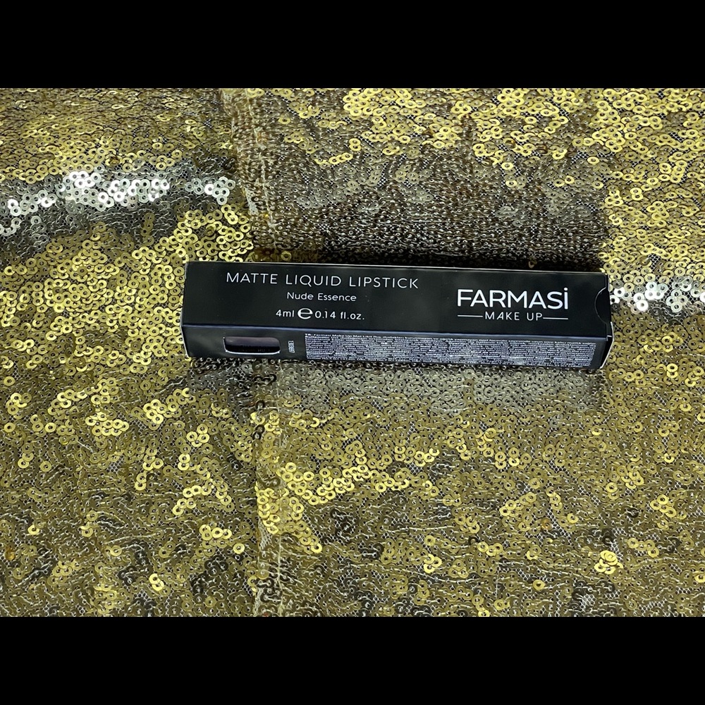 Matte Liquid Lipstick: Nude Essence
